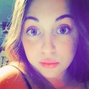 Meet your Posher, Roxanne